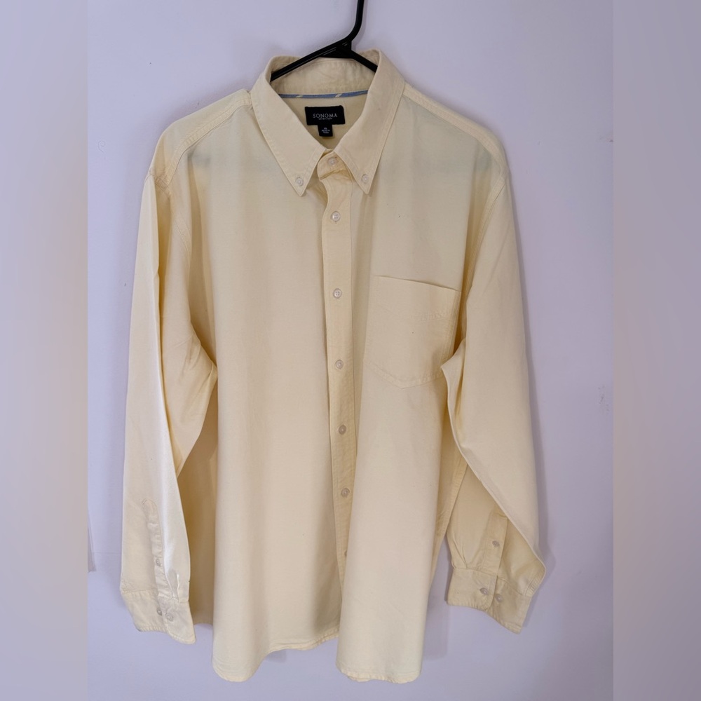 Sonoma Men's Button Down Cream Shirt